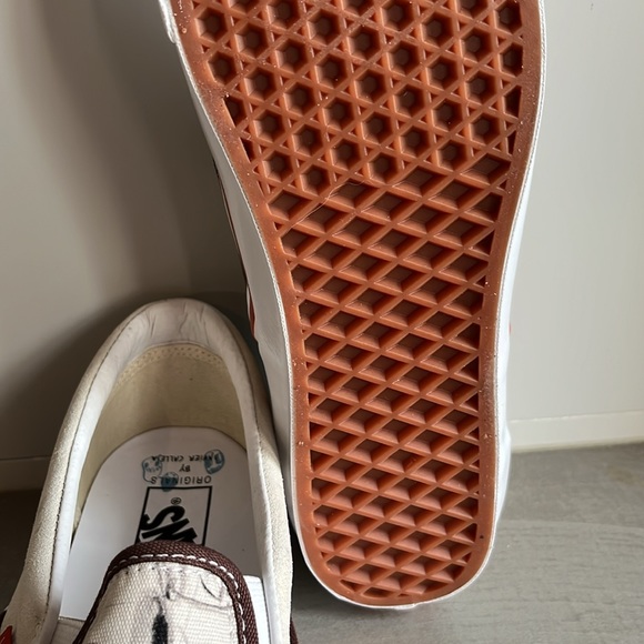 Vans x Javier Calleja OG Classic Slip-On Potting Soil Turtledove Sneakers - Picture 6 of 11